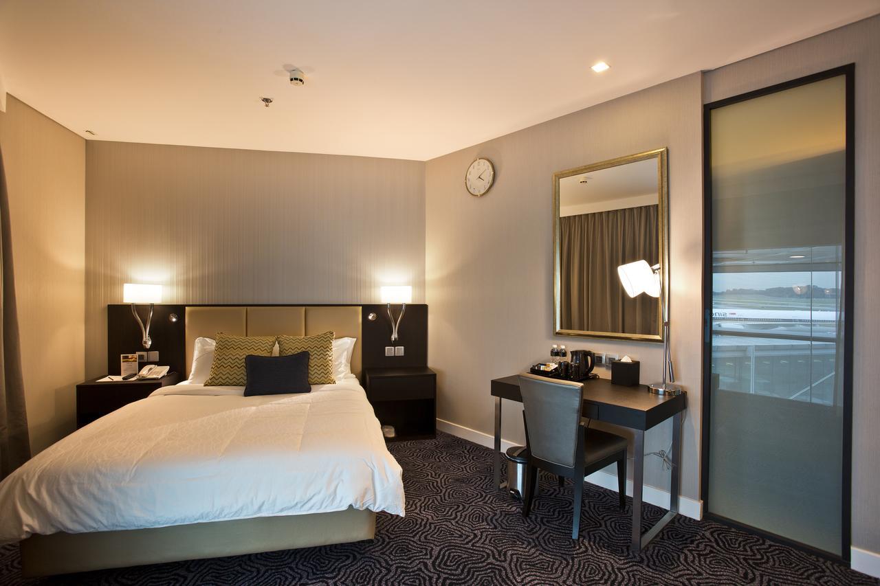 Ambassador Transit Hotel - Terminal 3 Singapore Bagian luar foto