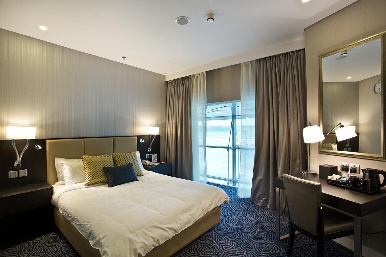 Ambassador Transit Hotel - Terminal 3 Singapore Bagian luar foto