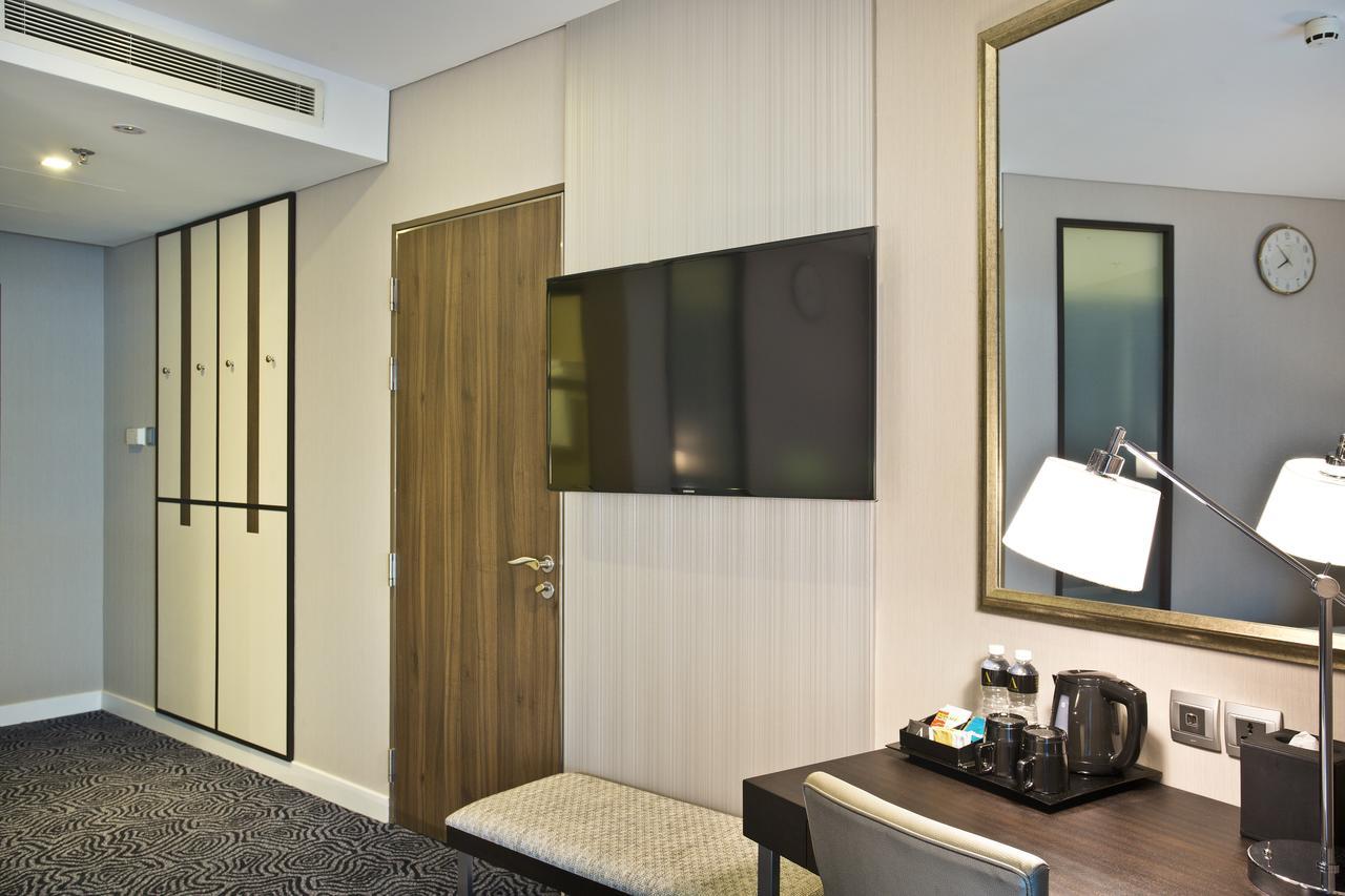 Ambassador Transit Hotel - Terminal 3 Singapore Bagian luar foto